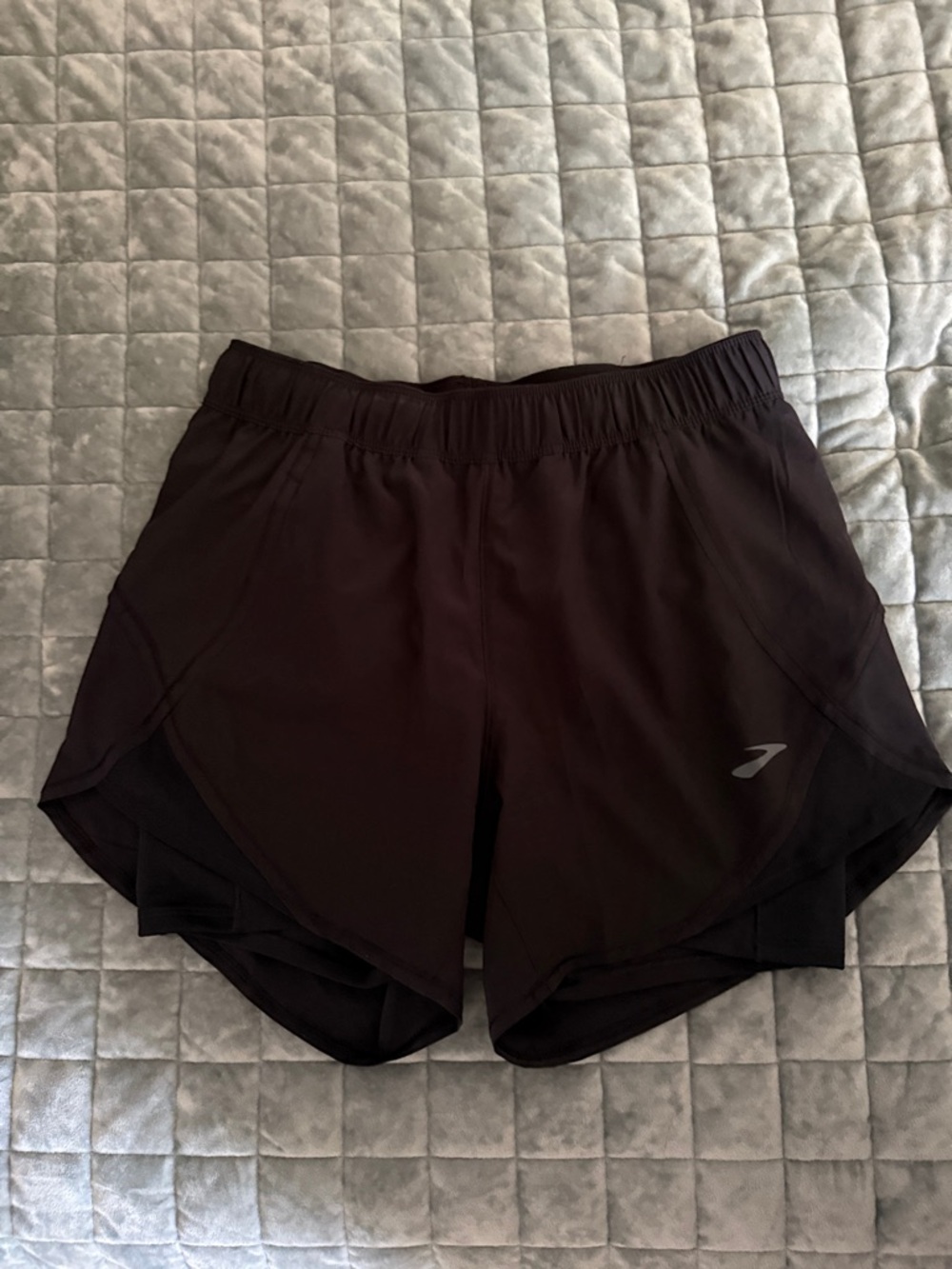 Brooks Black Women's size small Running Shorts